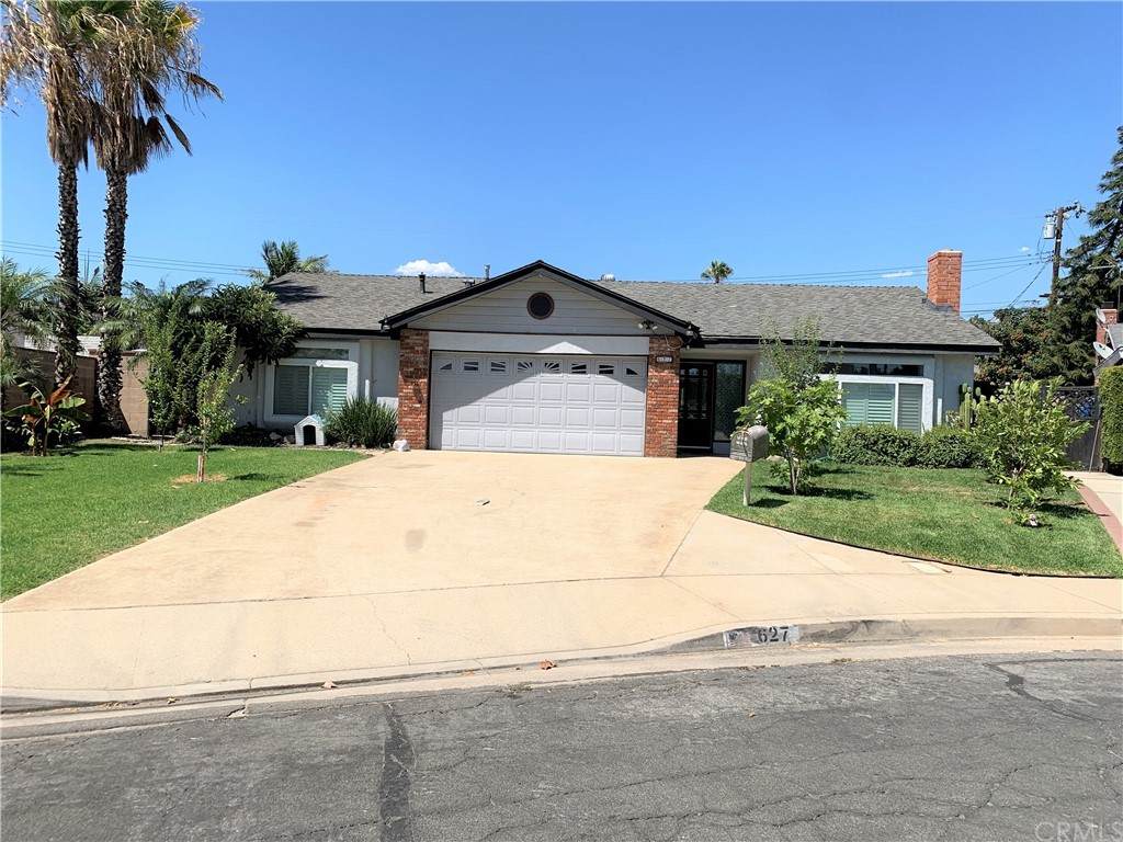 627 Carlet Place - Photo 1