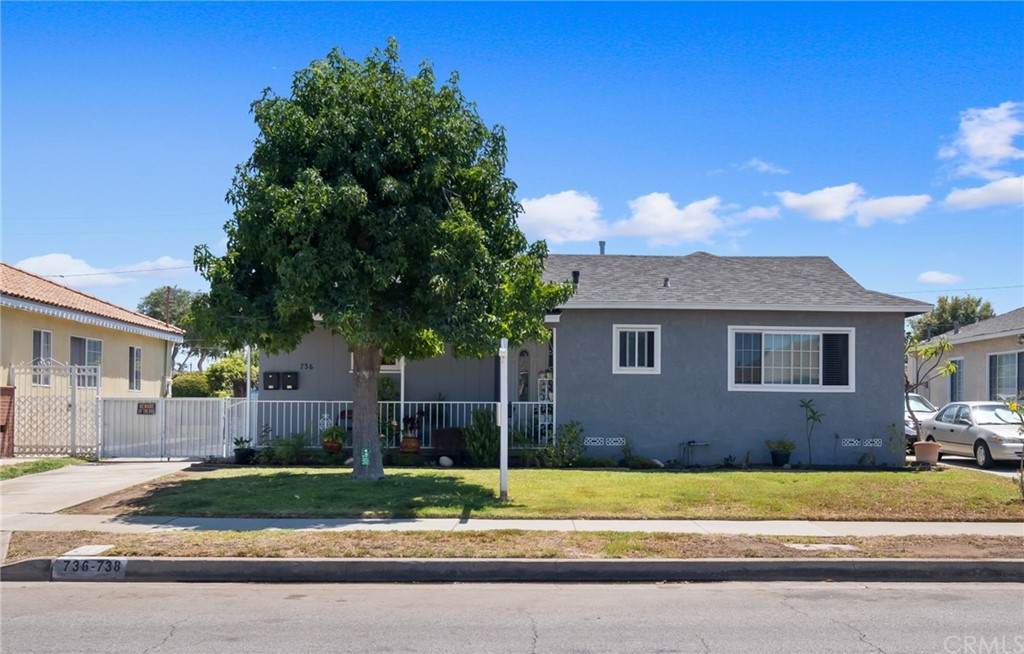 736 Montebello Boulevard - Photo 1