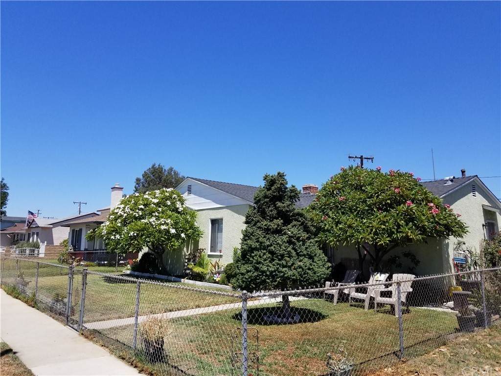 10915 Mines Boulevard - Photo 1