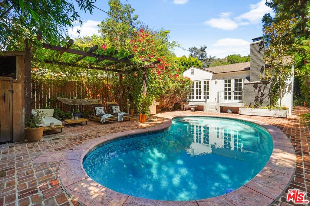 2071 Beverly Glen Boulevard - Photo 1