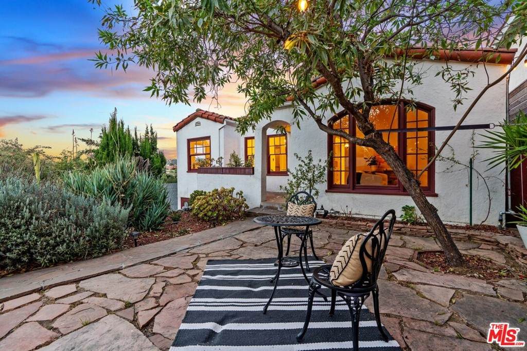 4806 Malta Street - Photo 1