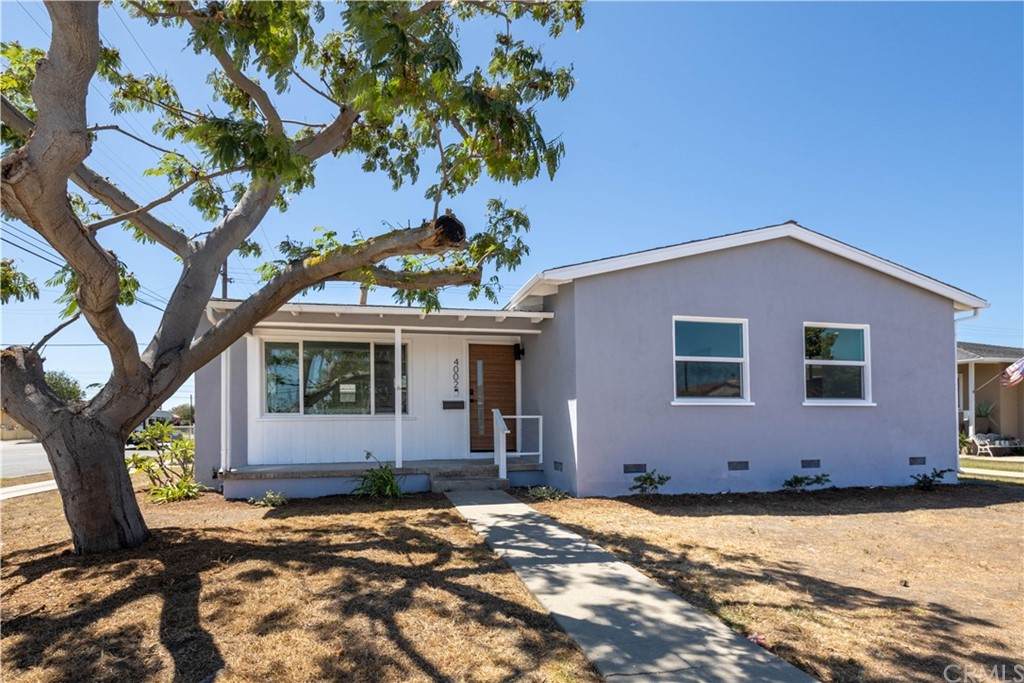 4002 184th Street - Photo 1