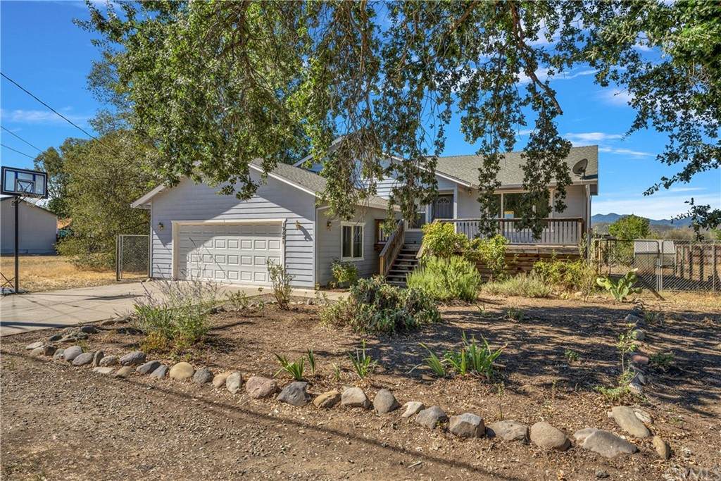 19821 Mountain Meadow - Photo 1