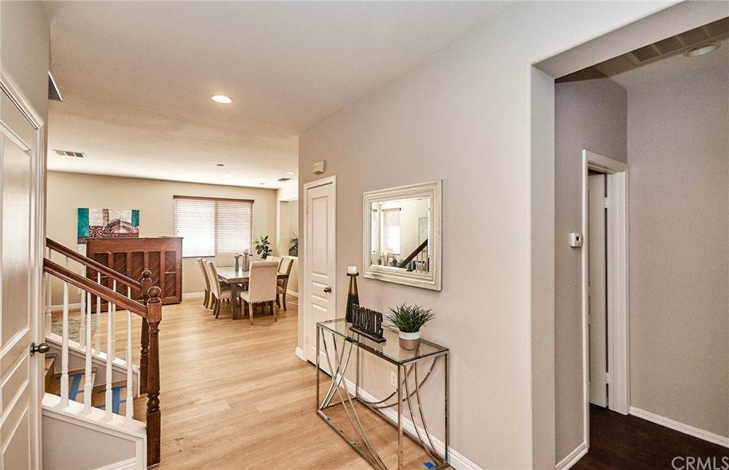 1946 El Nido Avenue - Photo 1