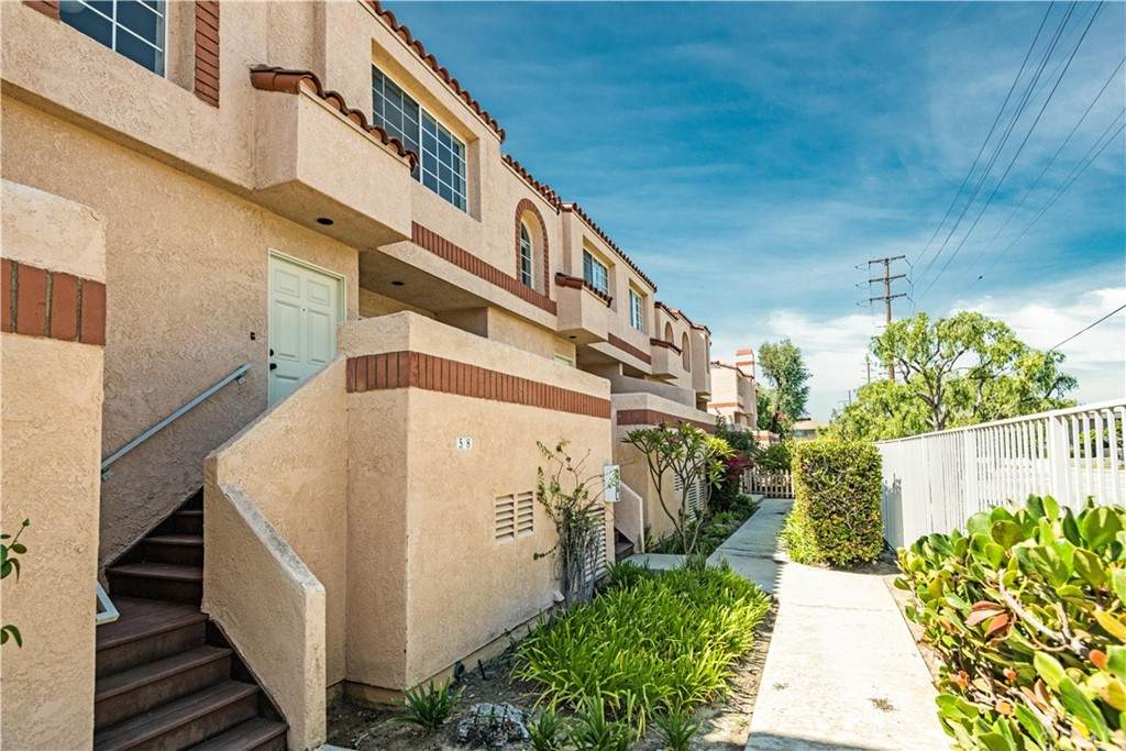 3101 Plaza Del Amo - Photo 1