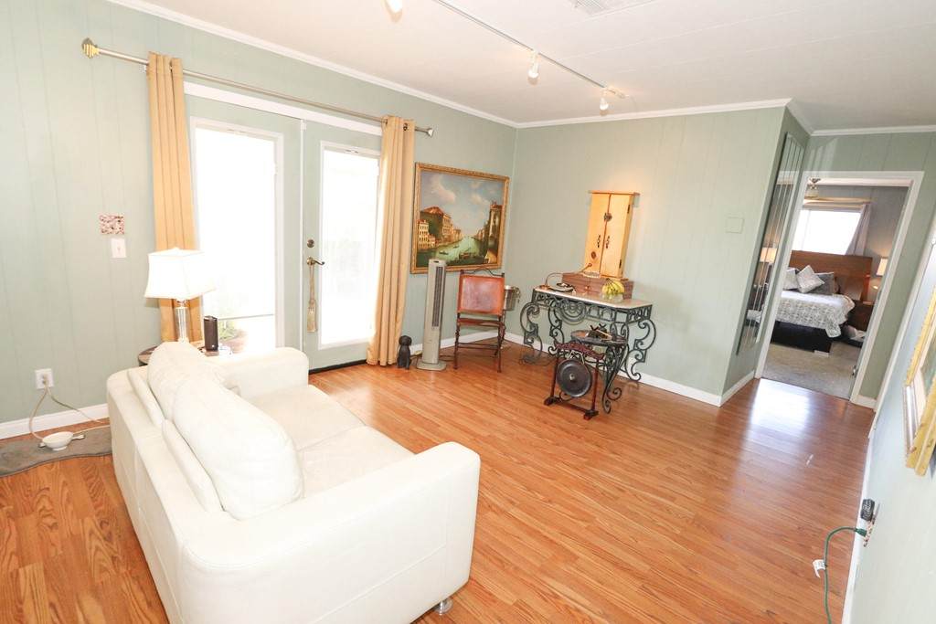 18555 Roberts Road - Photo 1