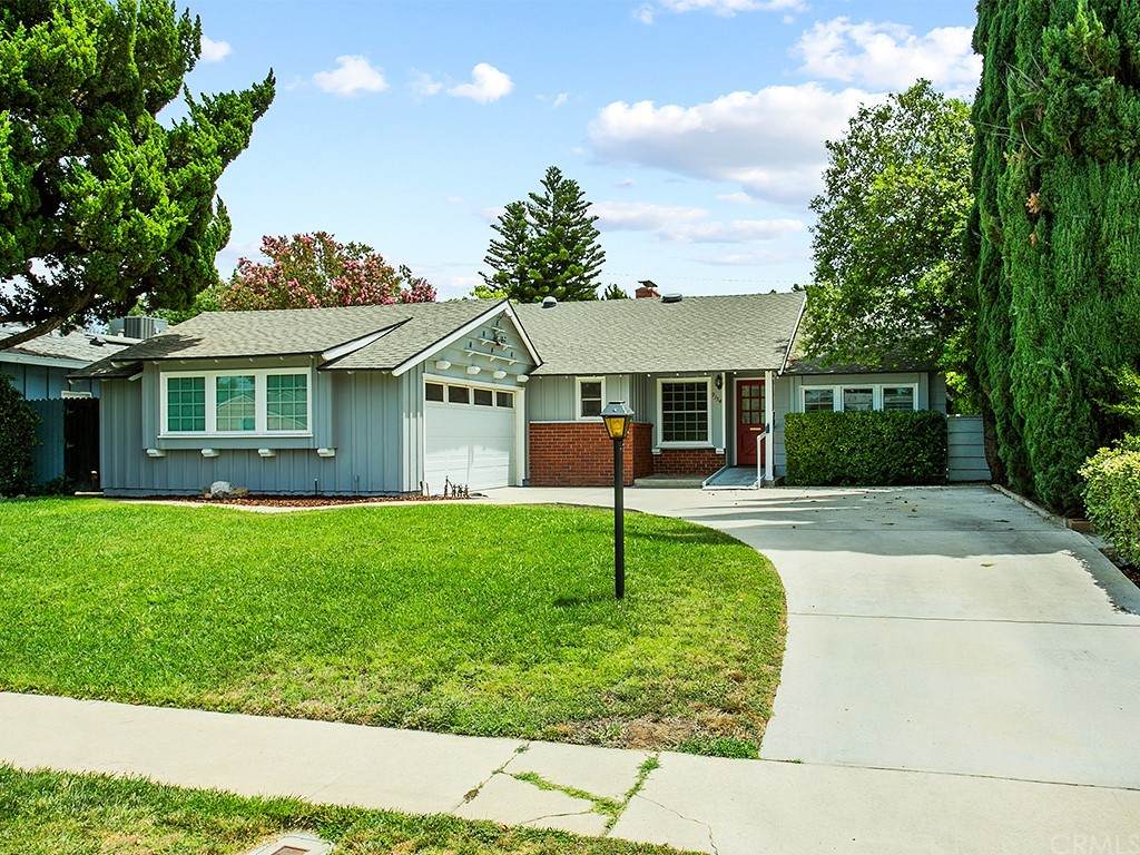9154 Forbes Avenue - Photo 1
