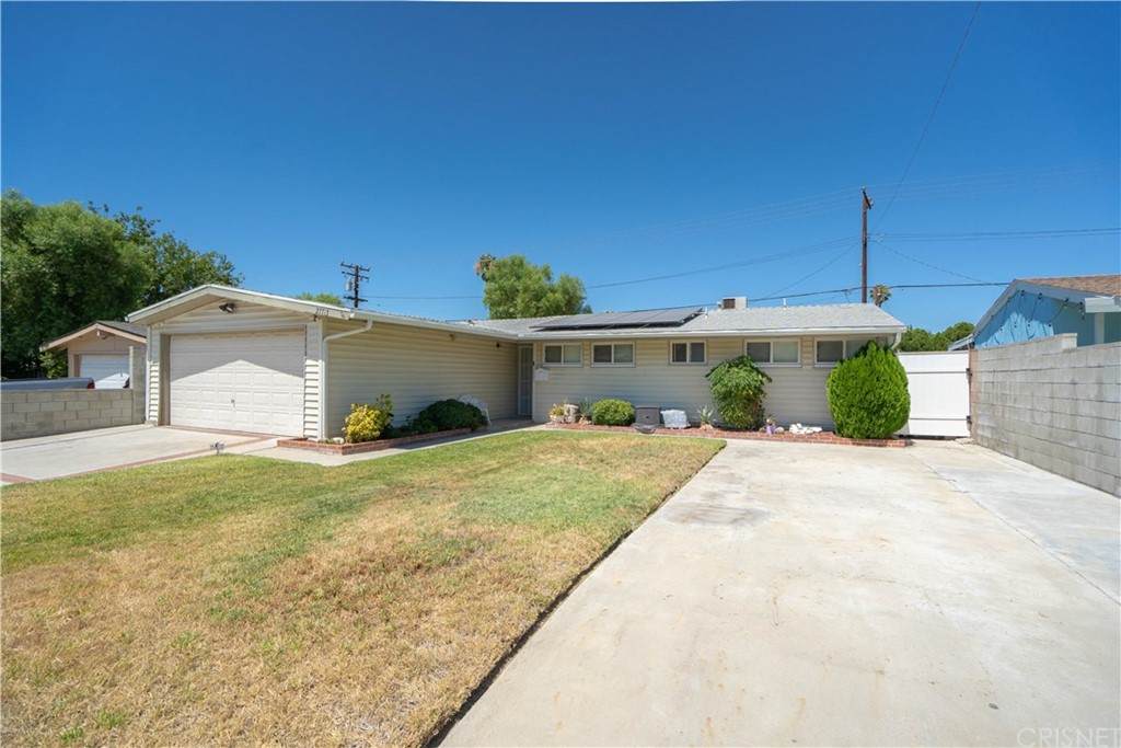 27713 Walnut Springs Avenue - Photo 1
