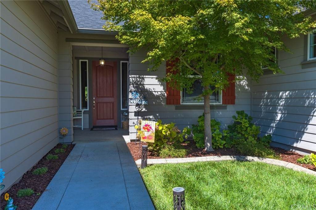 43 Abbott Circle - Photo 1