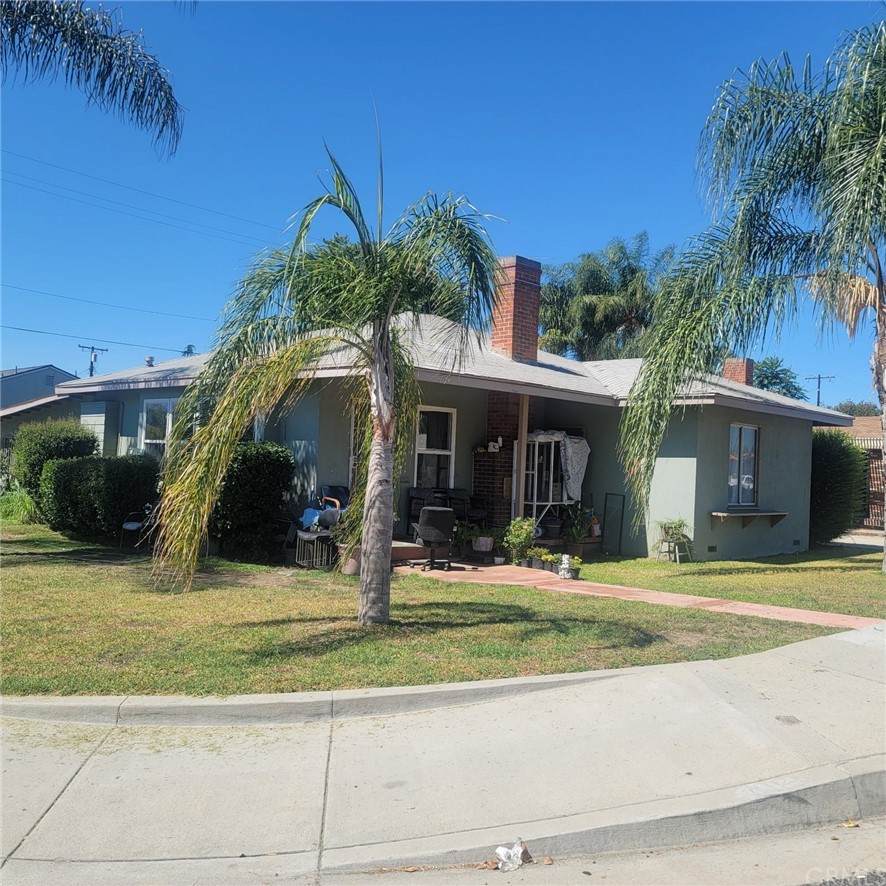 894 Philadelphia Street - Photo 1
