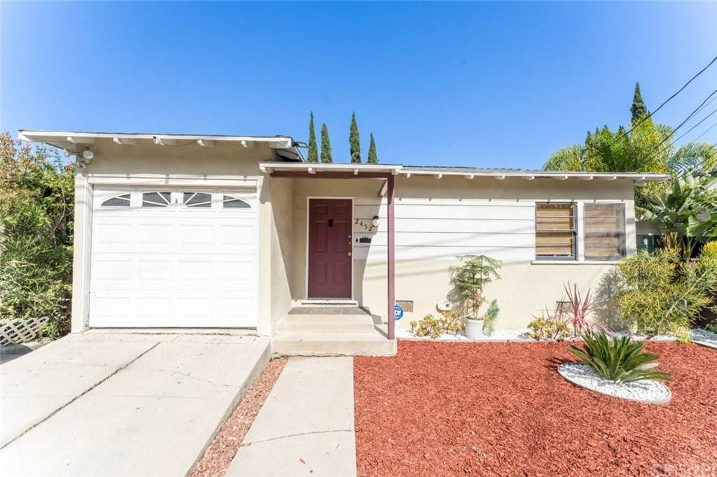 2452 Riverside Place - Photo 1