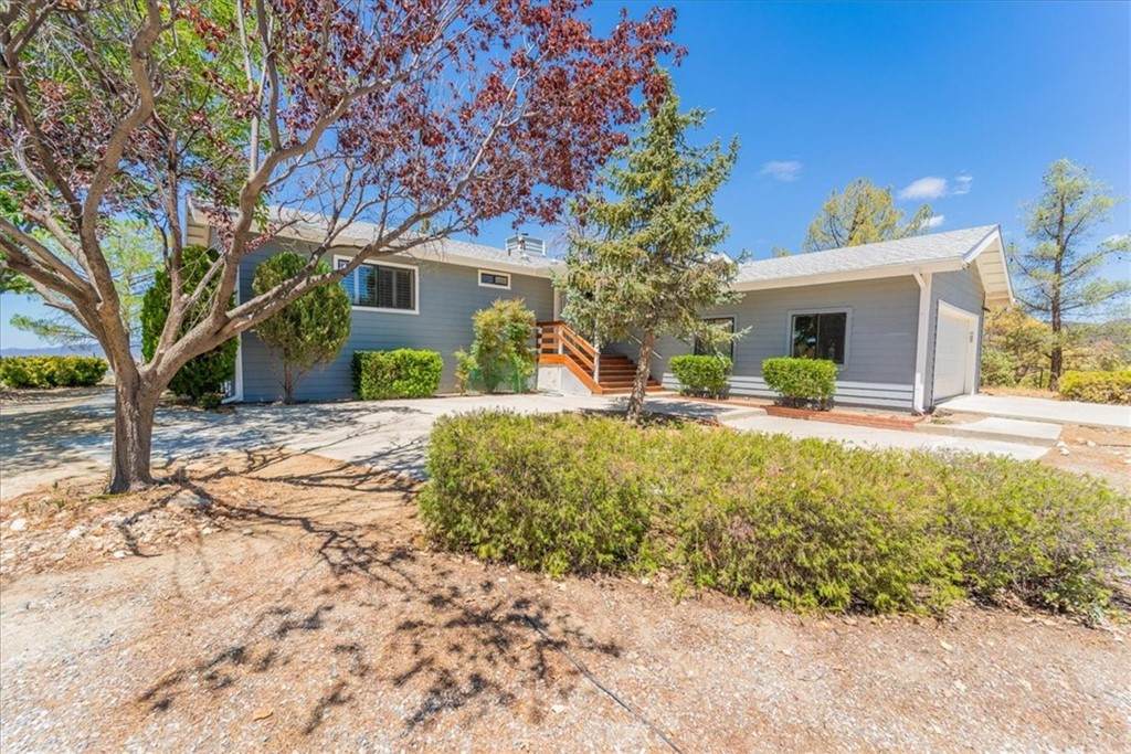 59393 Burnt Valley Road - Photo 1