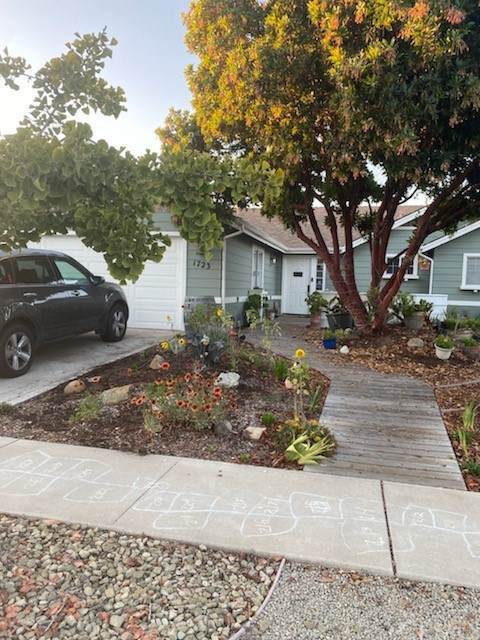 1723 Baden Avenue - Photo 1