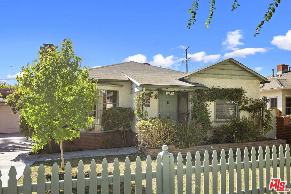 10836 Lindblade Street - Photo 1