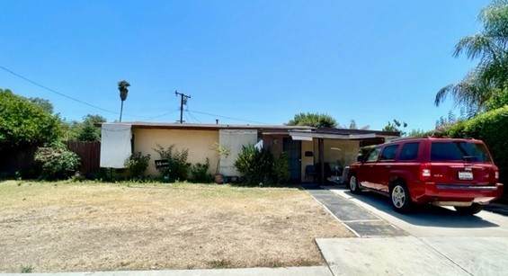 9008 Greenleaf Avenue - Photo 1