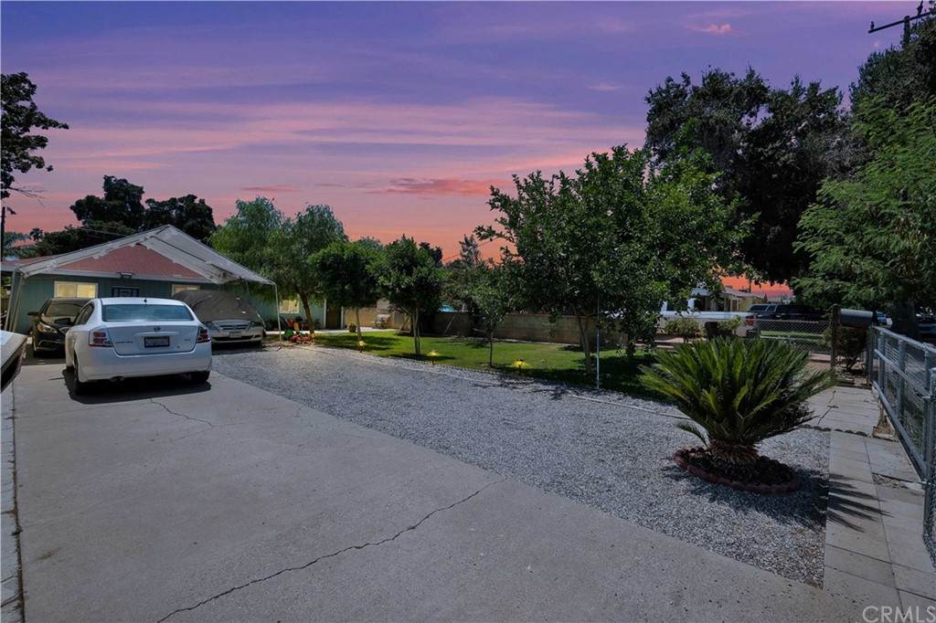 1371 16th Street - Photo 1