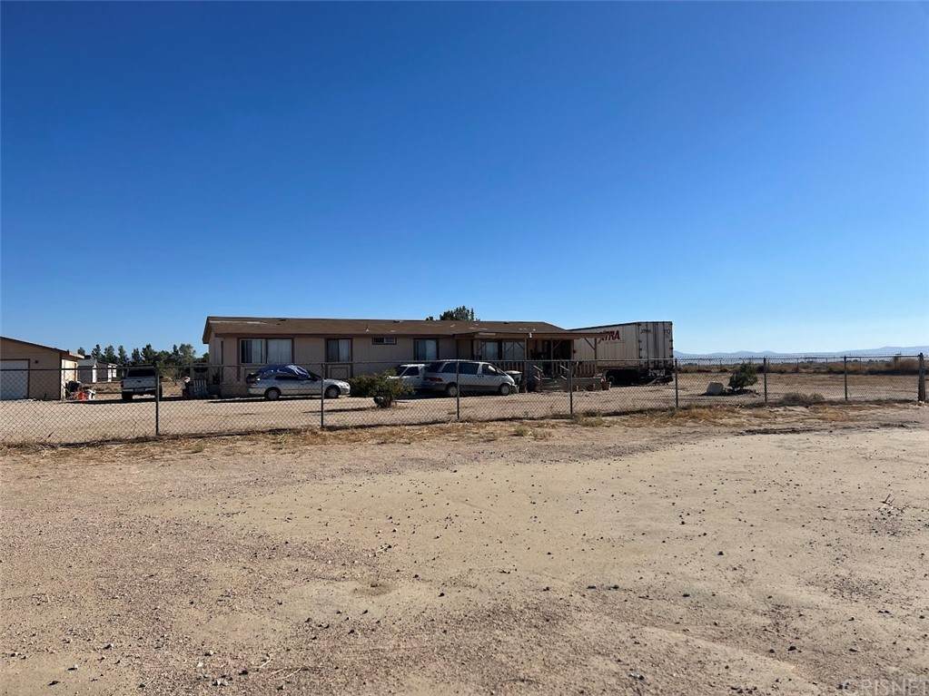 5470 Elder Avenue - Photo 1