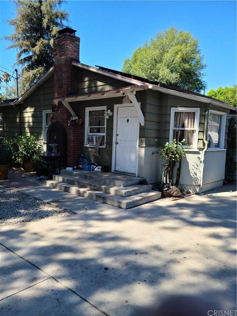 6917 Yolanda Avenue - Photo 1