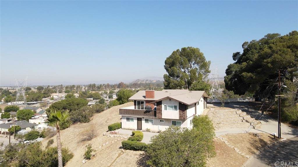 10057 Stonehurst Place - Photo 1