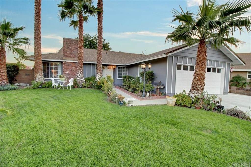 27205 Pine Hills Avenue - Photo 1