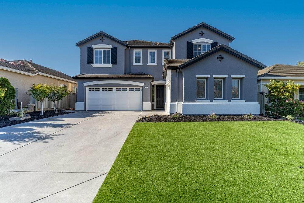 871 Victory Drive - Photo 1