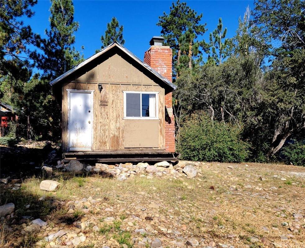 716 Pine Lane - Photo 1