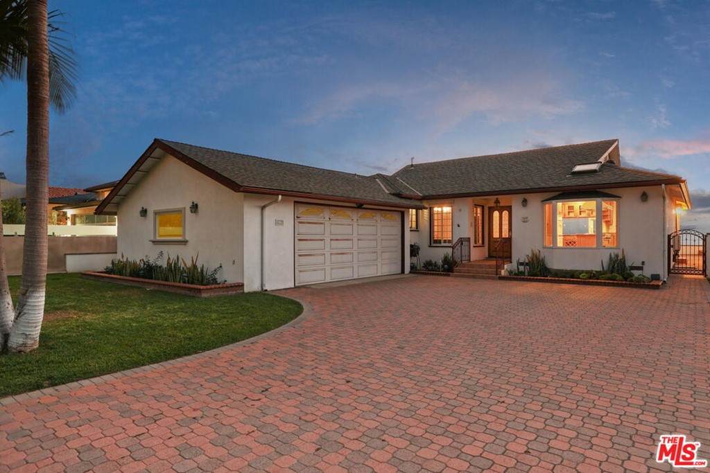 419 Camino De Encanto - Photo 1