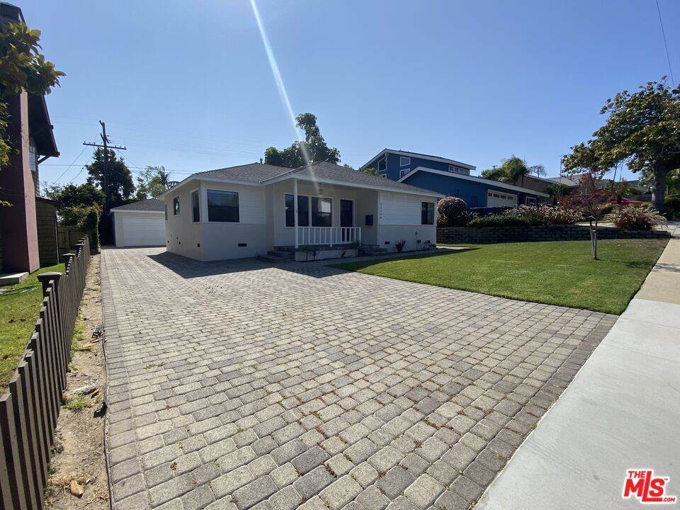 22508 Linda Drive - Photo 1