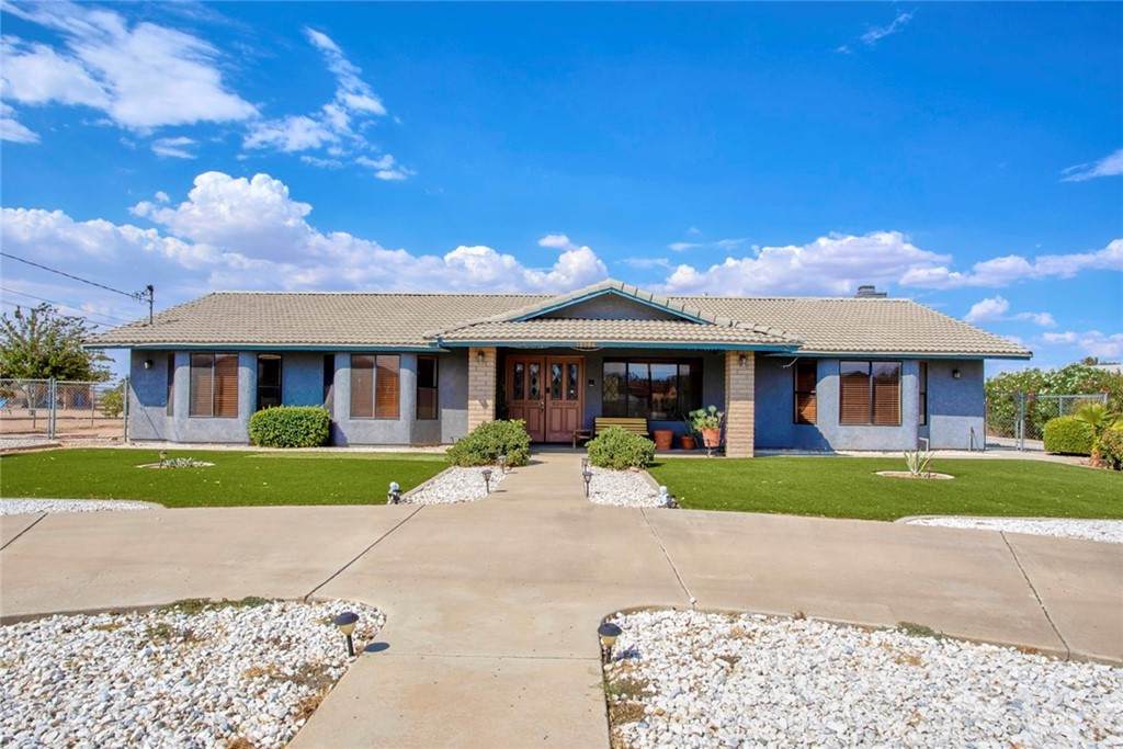 17094 Catalpa Street - Photo 1