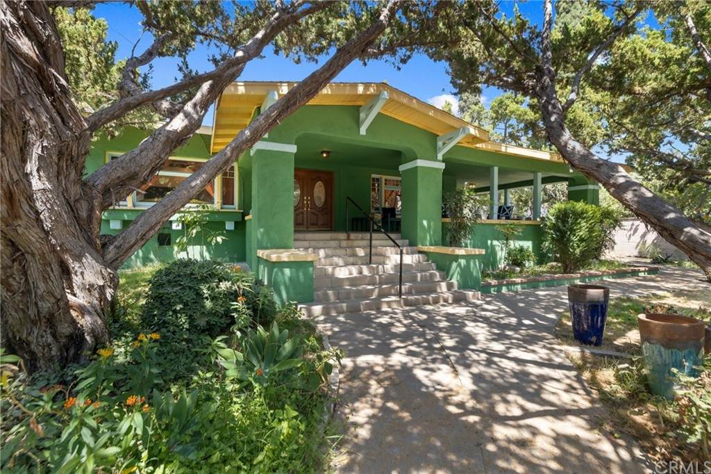 1756 Hill Avenue - Photo 1