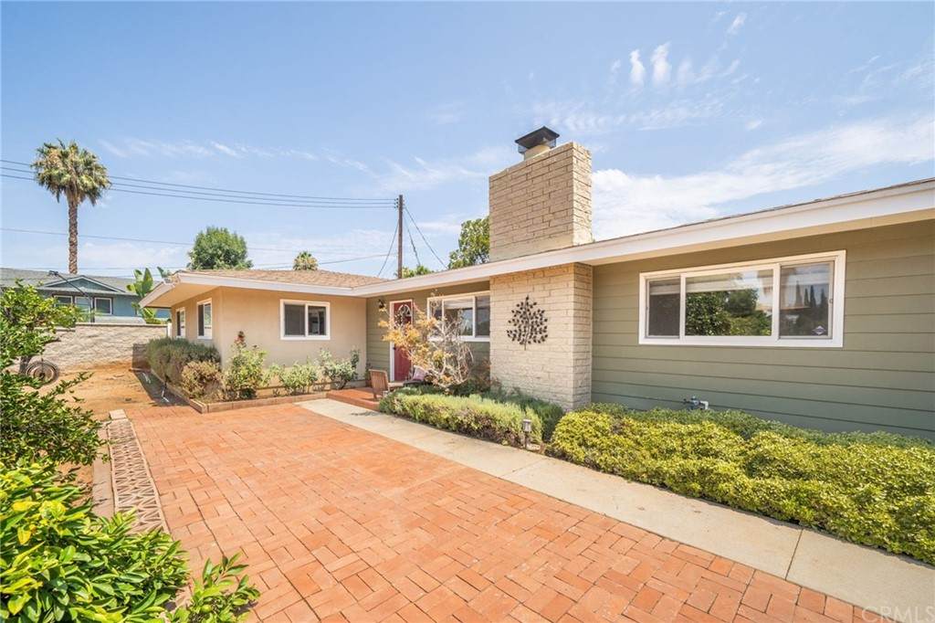 521 Sunnyside Avenue - Photo 1