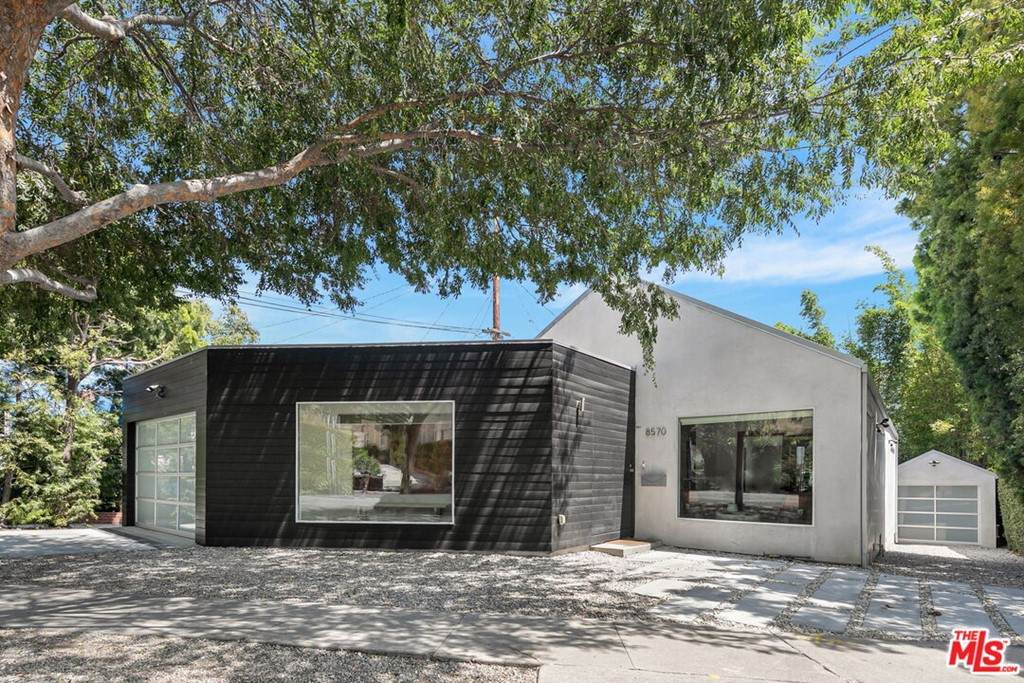 8570 Rugby Drive - Photo 1