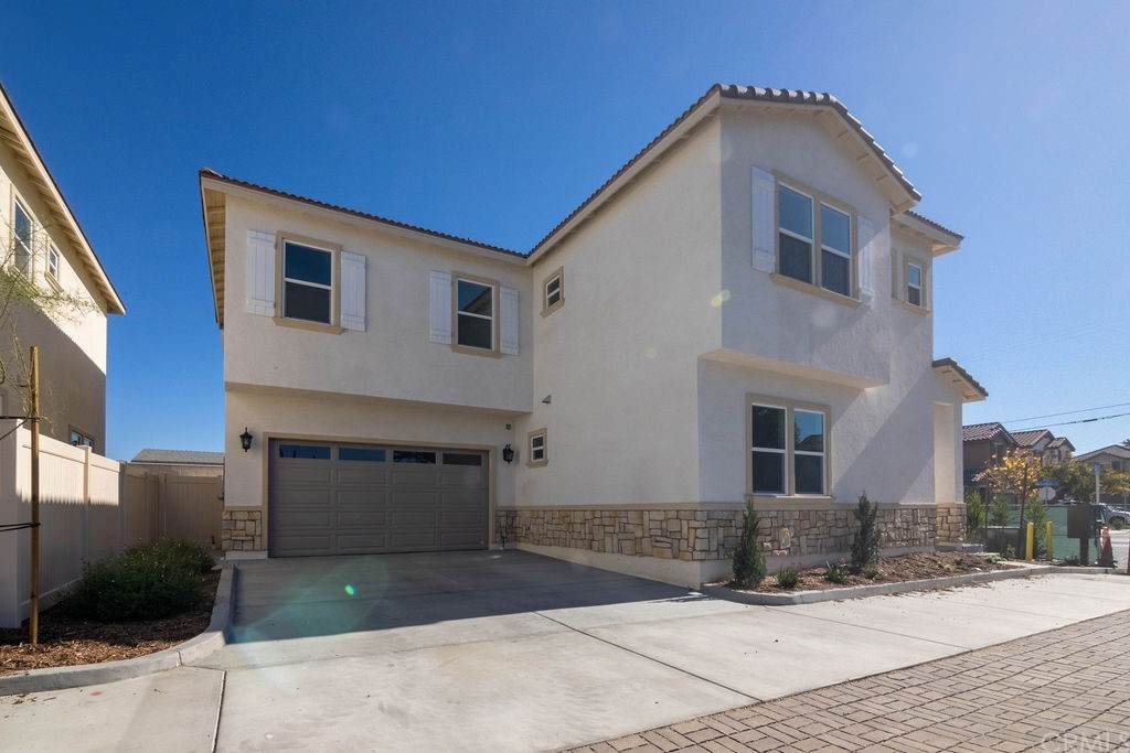 10833 Oxford Lane - Photo 1