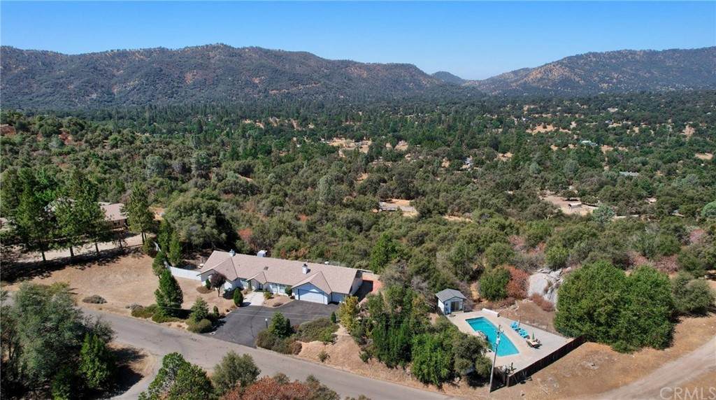 46436 Eastwood Drive - Photo 1