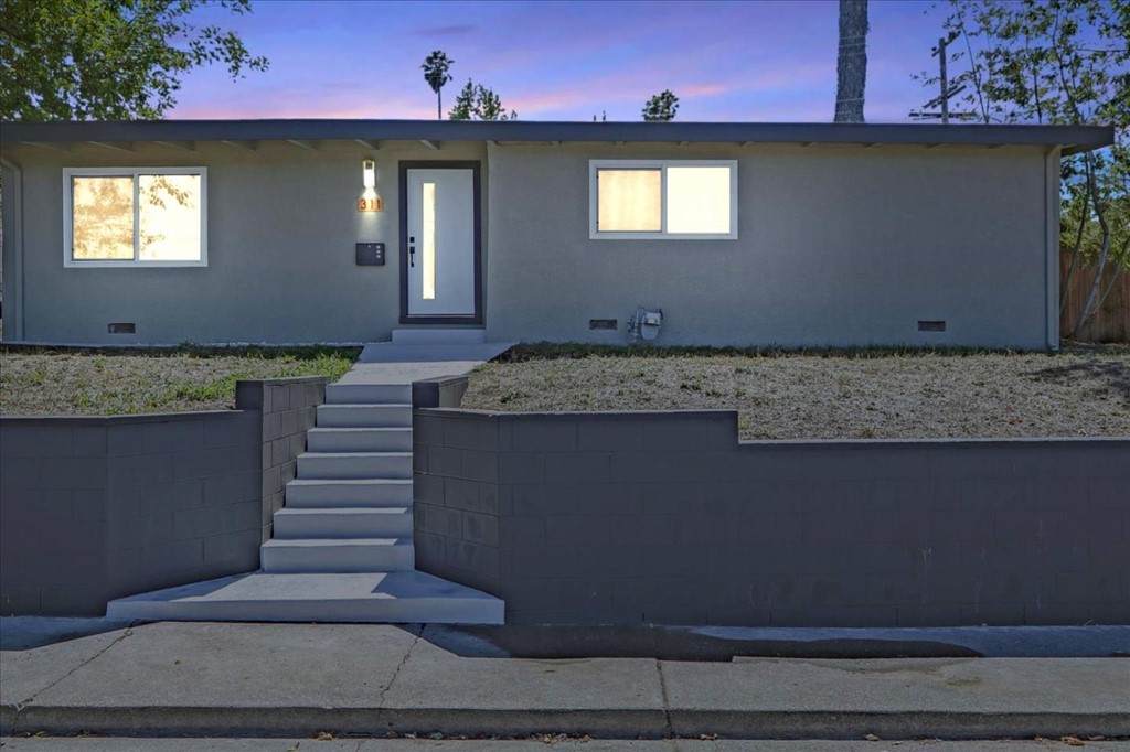 311 Wilshire Avenue - Photo 1