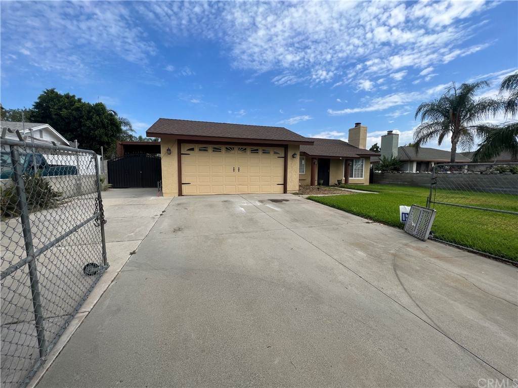 2446 Spruce Street - Photo 1