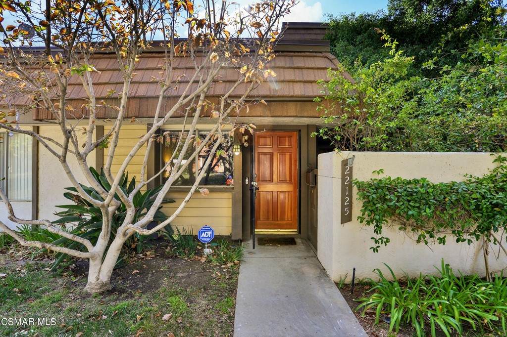 22125 James Alan Circle - Photo 1