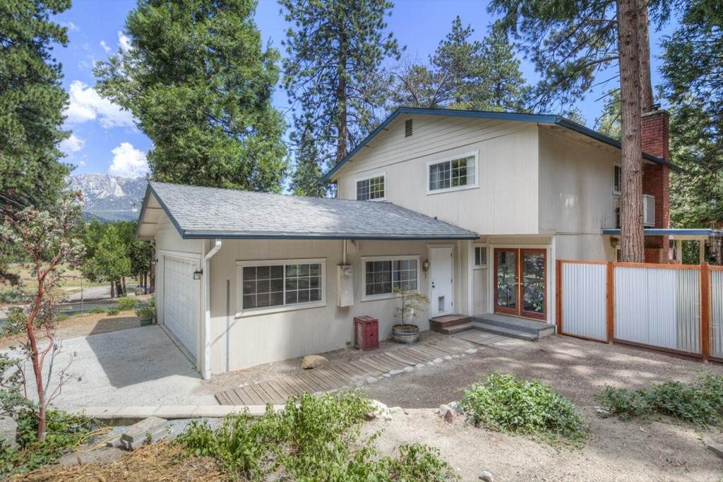25265 Franklin Drive - Photo 1