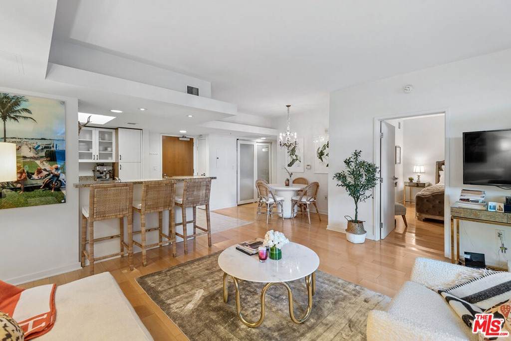 13700 Marina Pointe Drive - Photo 1