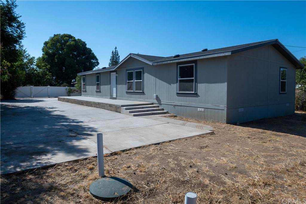 15914 Winchester Way - Photo 1