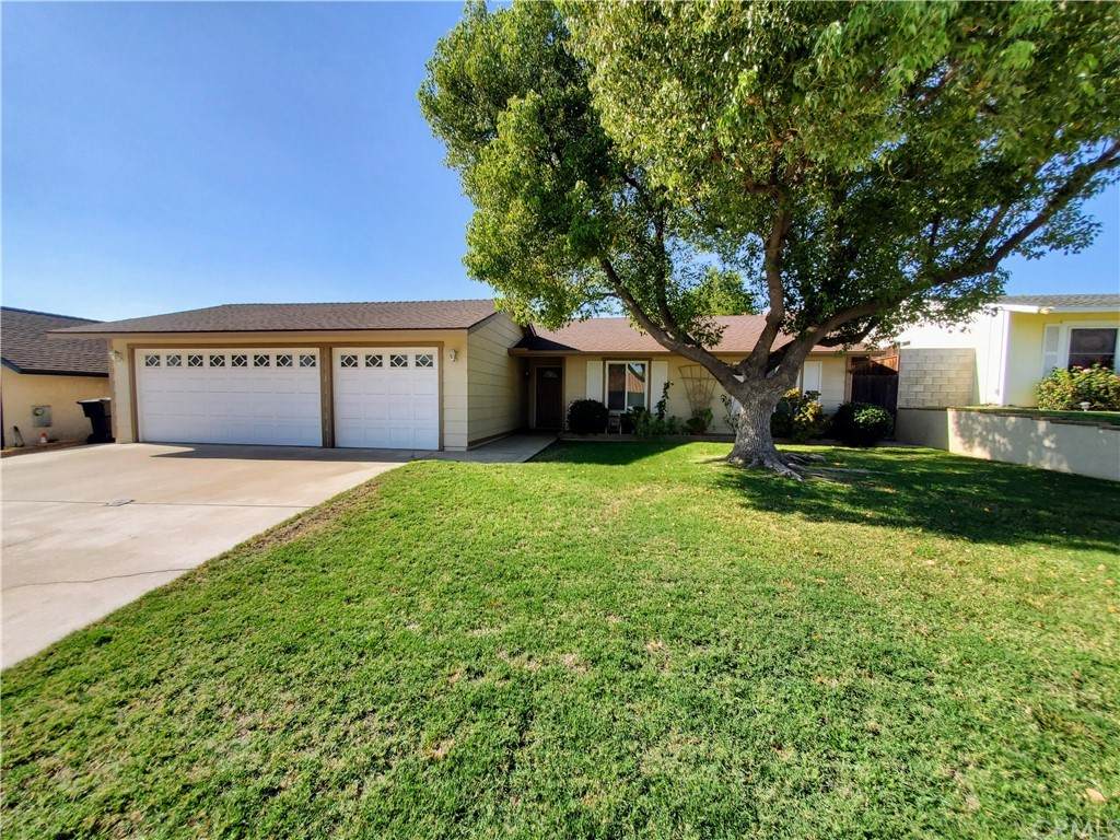 1786 Buckeye Street - Photo 1