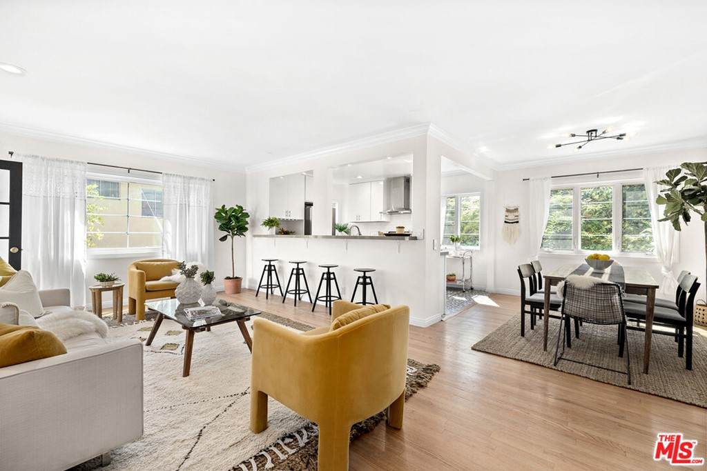 2021 Hillhurst Avenue - Photo 1