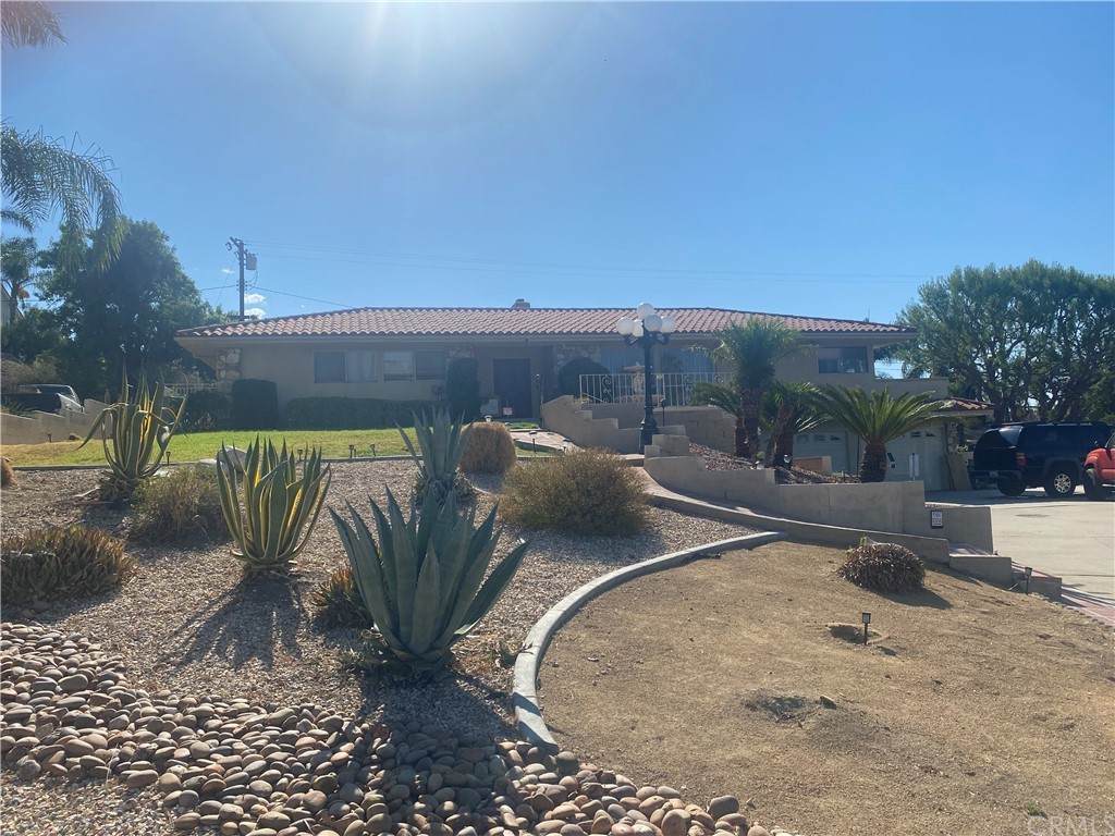6569 Summit Drive - Photo 1