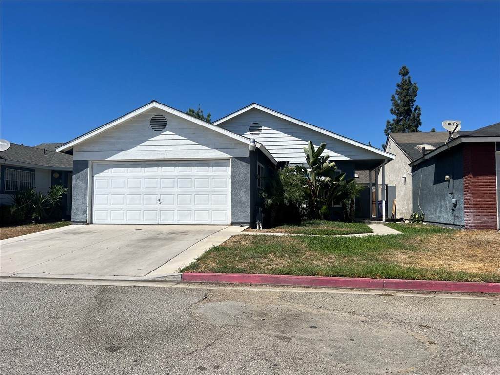 15957 Randall Avenue - Photo 1