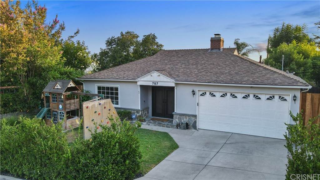 707 View Drive - Photo 1