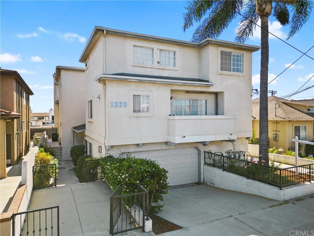 1220 Grand Avenue - Photo 1