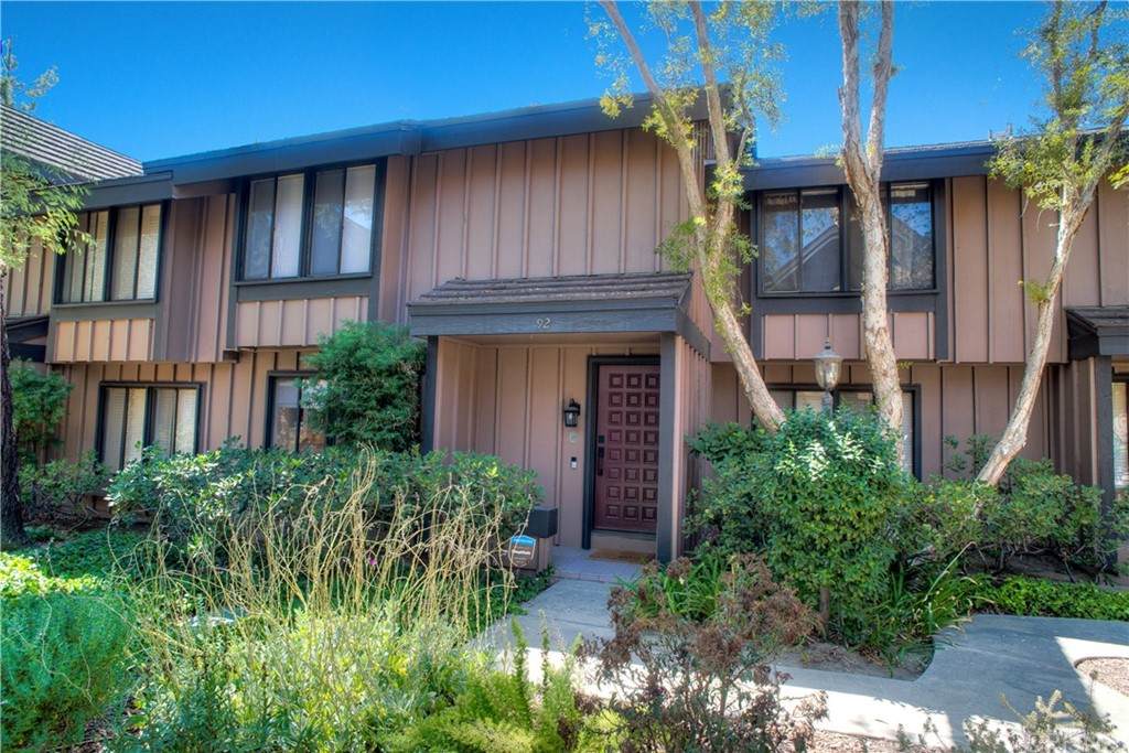 9767 Reseda Boulevard - Photo 1