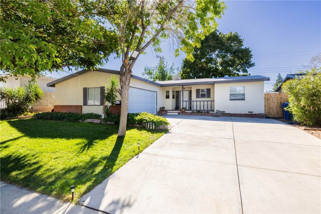 38453 3rd Street - Photo 1