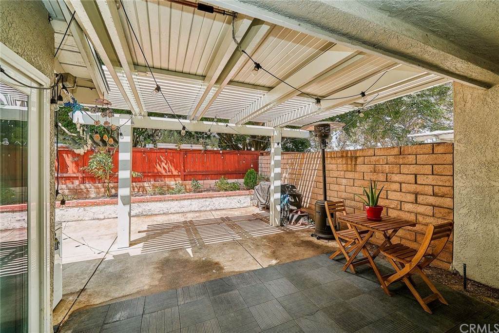 22185 Summit Hill Drive - Photo 1