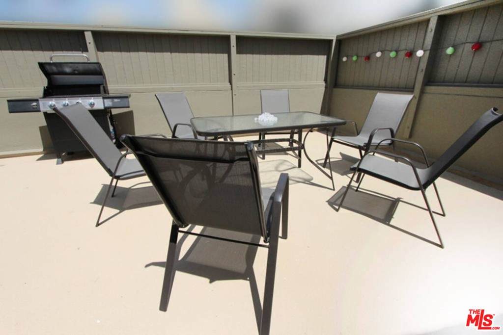 3005 Ocean Front Walk - Photo 1